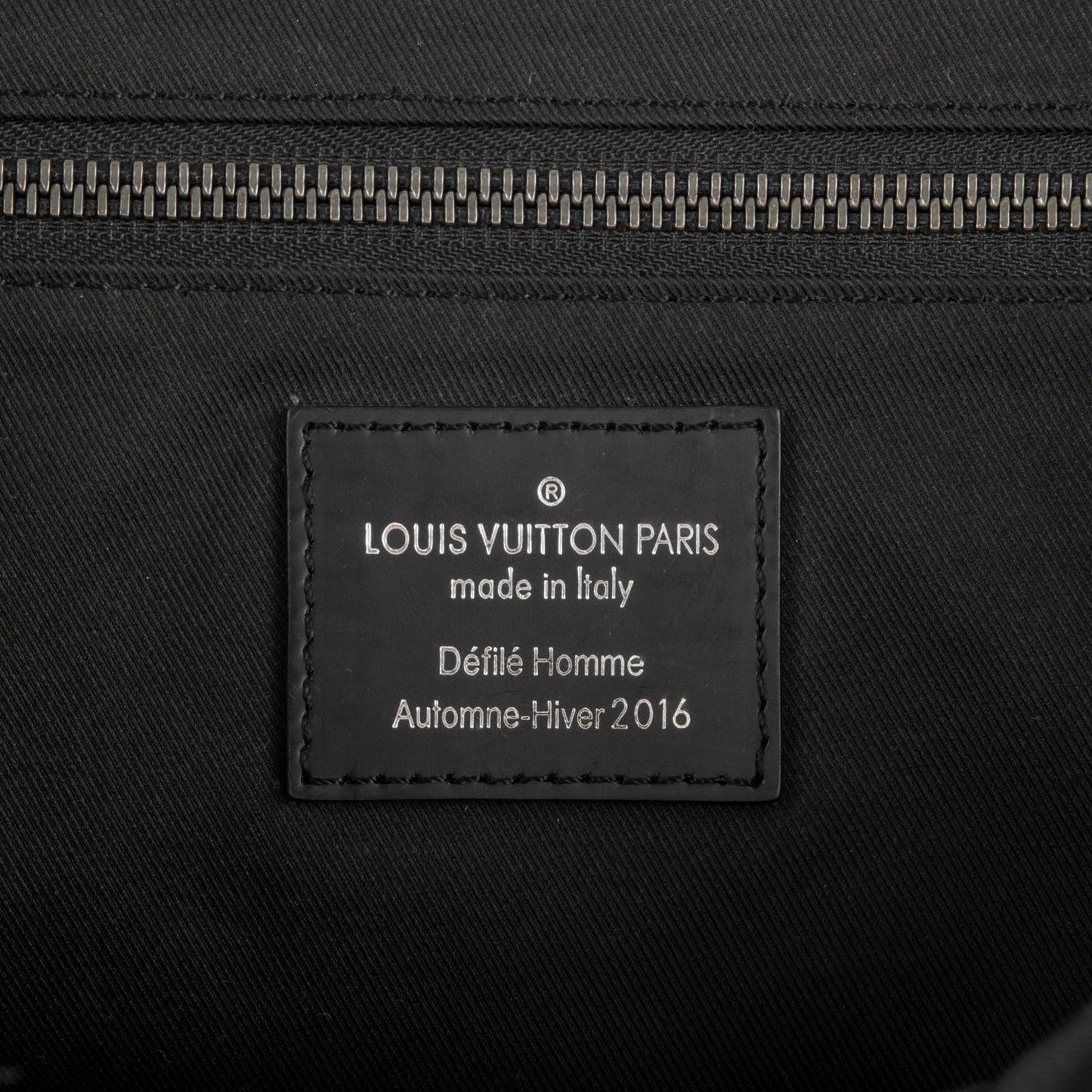 Monogram Eclipse Voyager Messenger MM