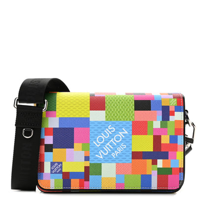 Louis Vuitton Damier Graphite 3D Studio Messenger Multicolor 1 of 9
