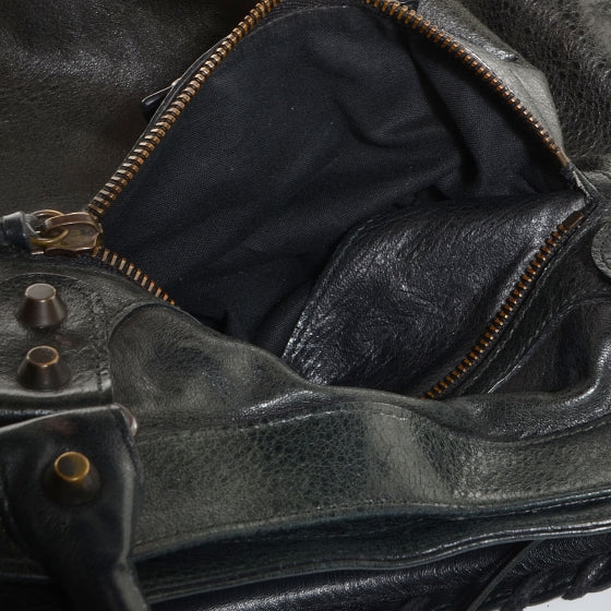 Agneau Classic Hardware Velo Black