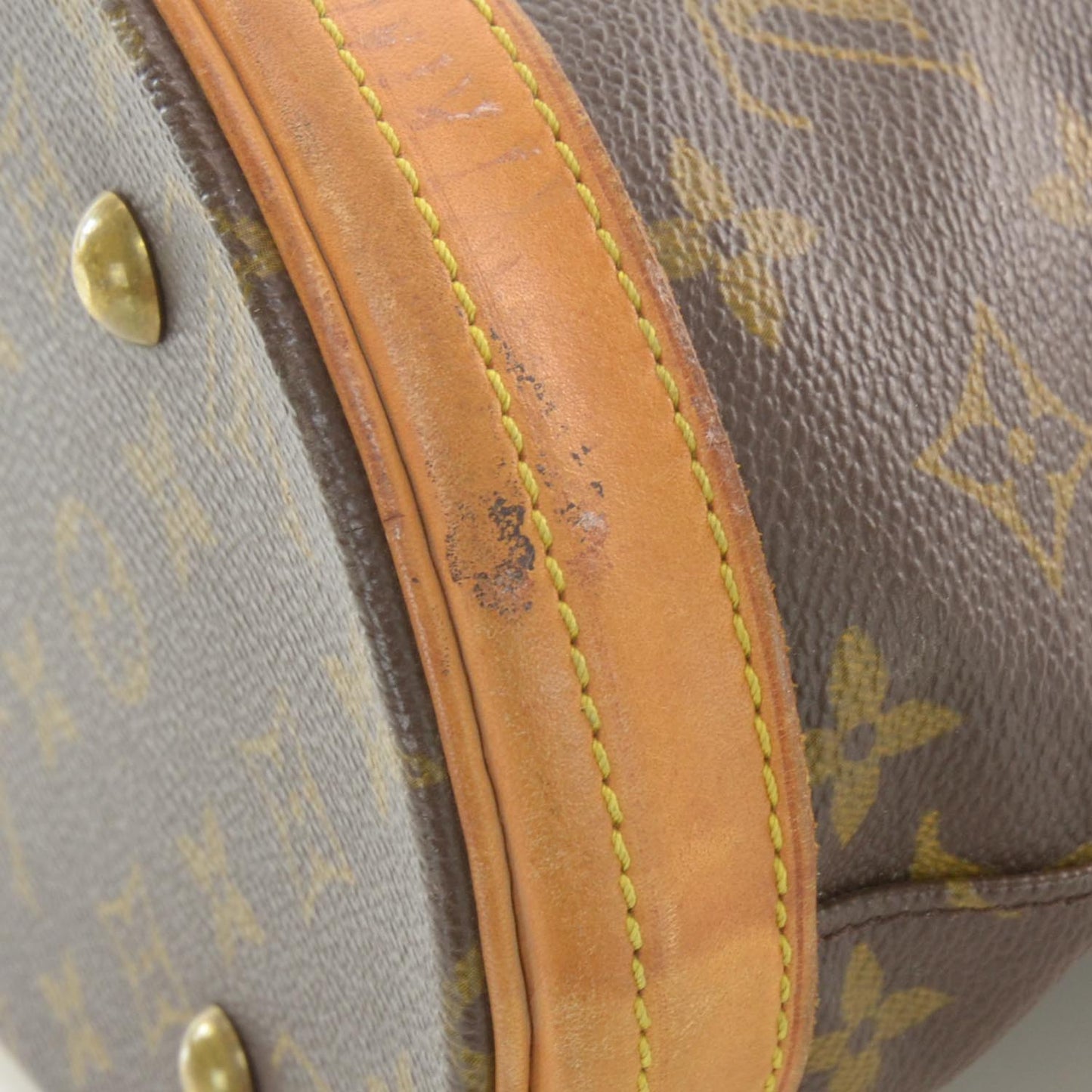 Monogram Petit Bucket 23