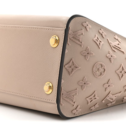 Louis Vuitton Calfskin Monogram Tufting On My Side Galet 8 of 11