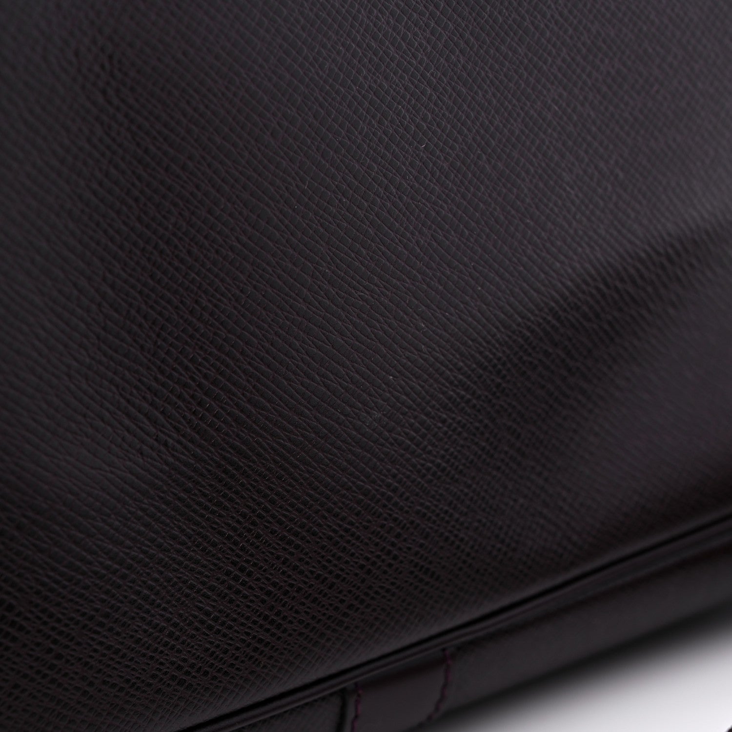 Louis Vuitton Taiga Kendall PM Acajou 12 of 14