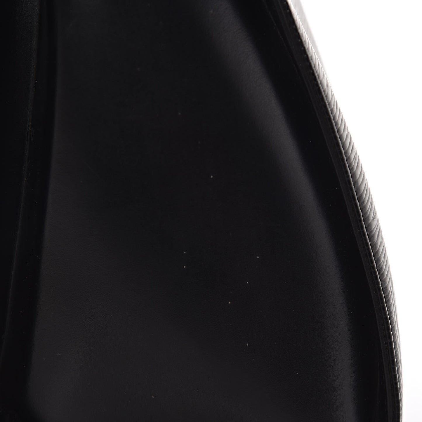 Epi Minuit Black
