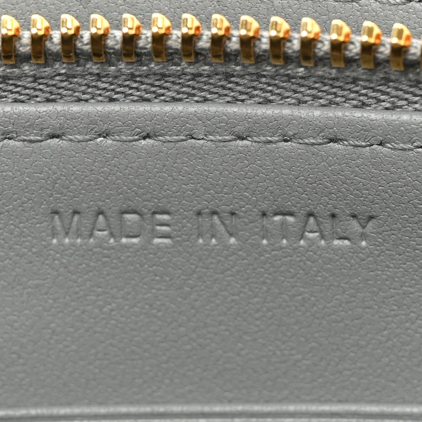 Calfskin Cannage Caro Zipped Pouch With Chain Grey