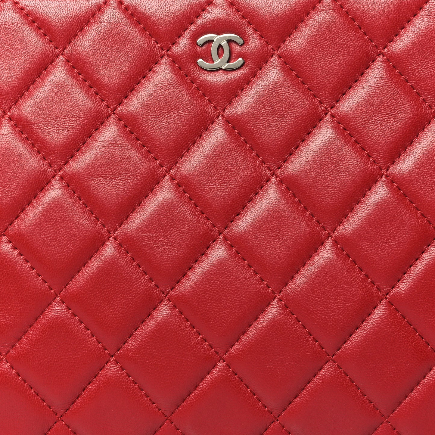 Lambskin Quilted Medium Cosmetic Case Red