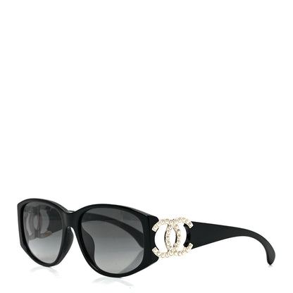 Chanel Pearl CC Sunglasses 71498-A Black 1 of 8