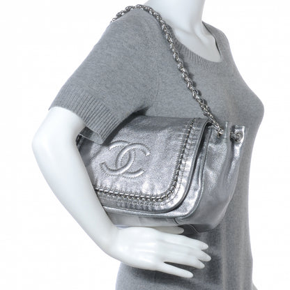Chanel Luxe Ligne Flap Bag Silver 2 of 8