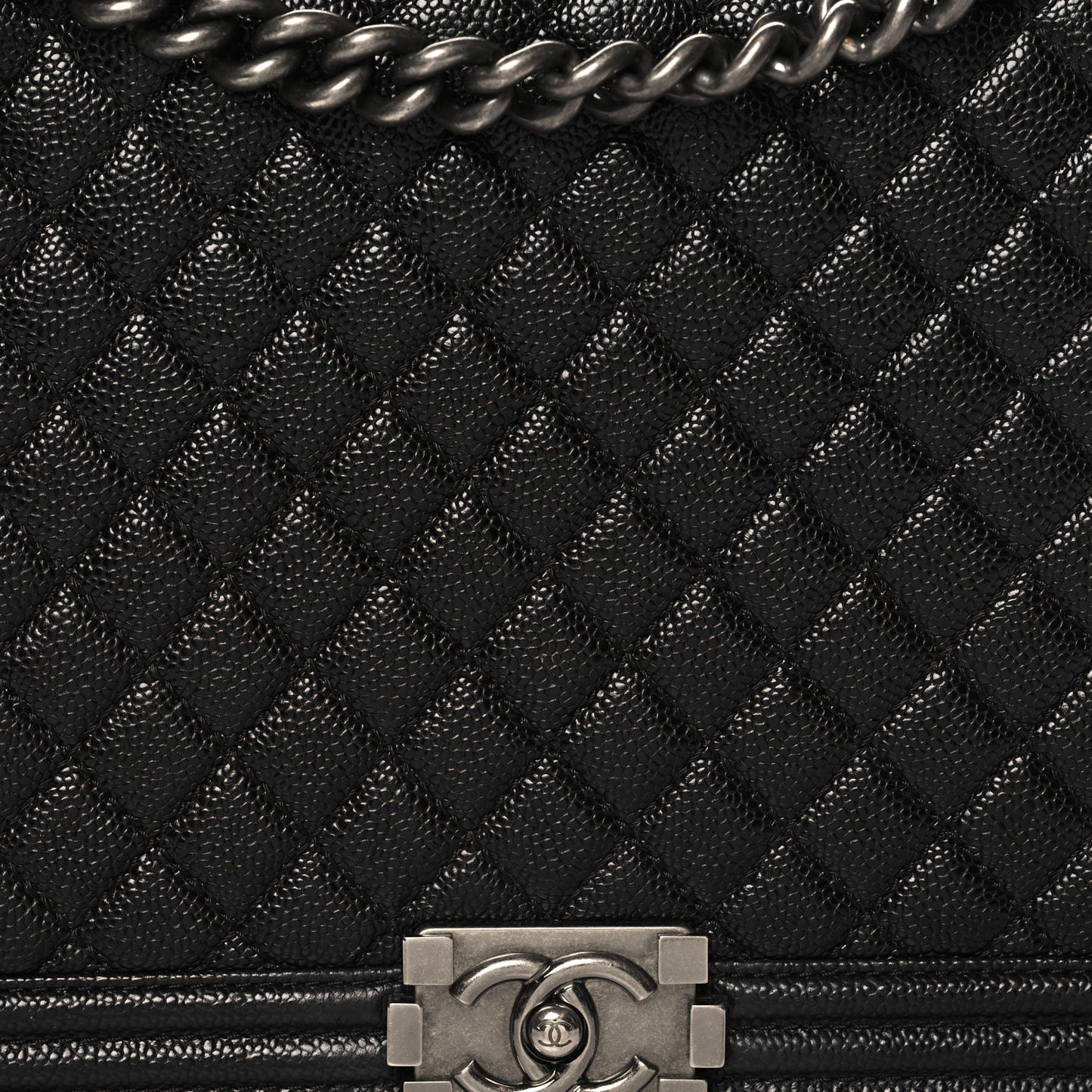 Caviar Quilted Large Boy Flap Black