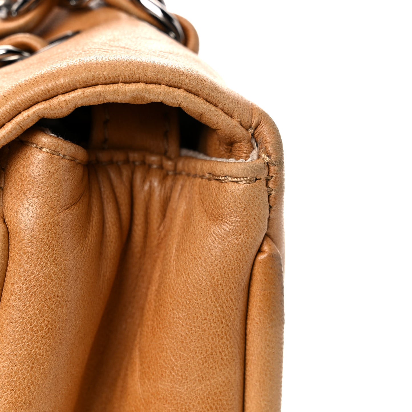 Calfskin Diagonal Ligne Medium Flap Beige