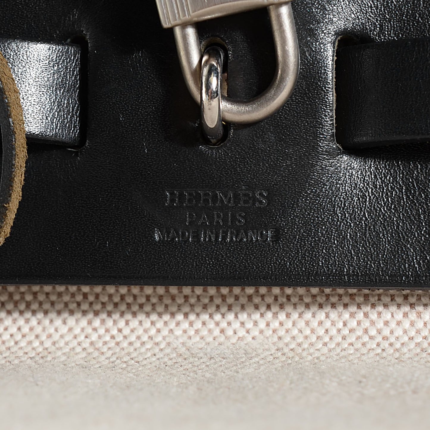 Vache Calfskin Toile Herbag 30 PM Noir Natural