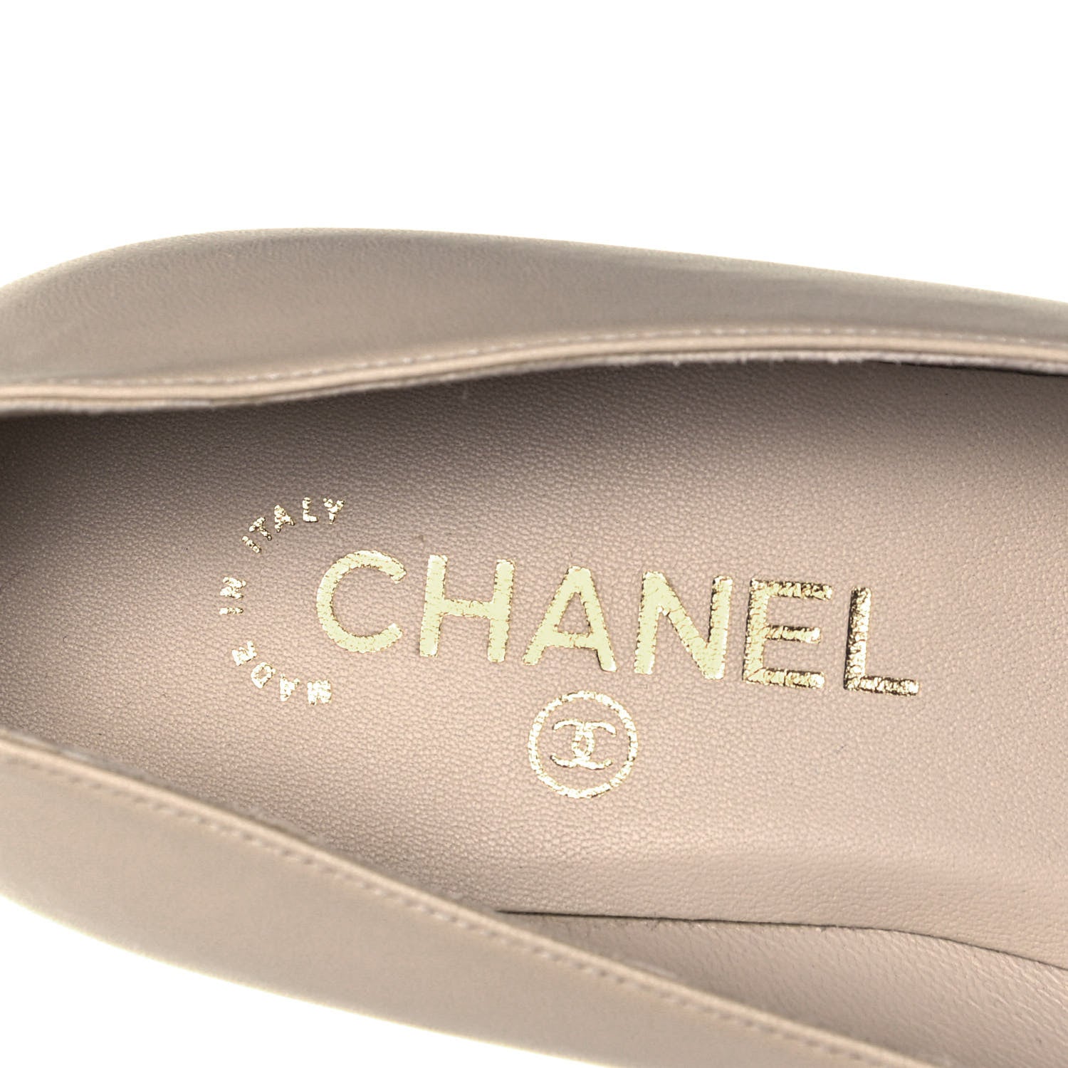 Chanel Lambskin Grosgrain CC Cap Toe Pumps 38.5 Ivory Black 8 of 8