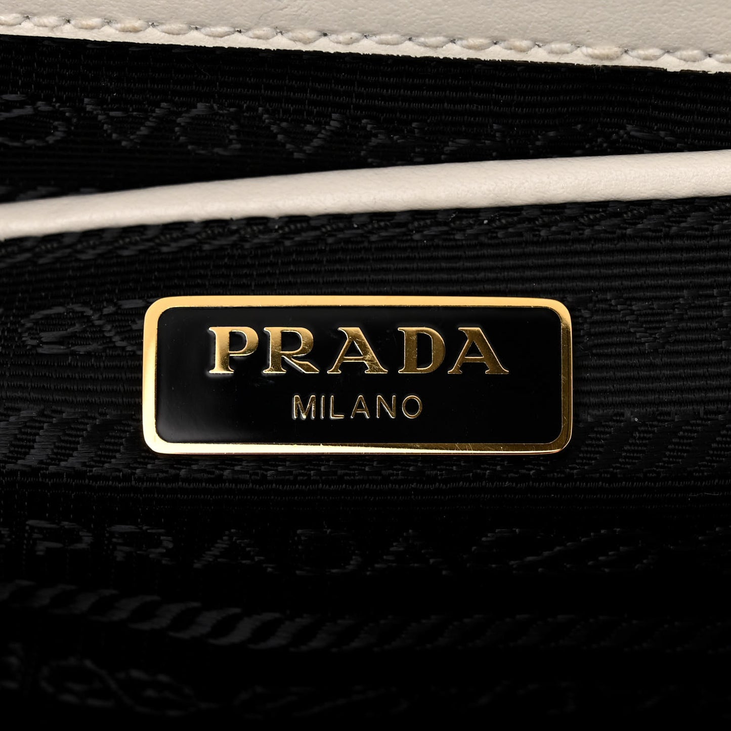 Saffiano Chain Shoulder Bag White