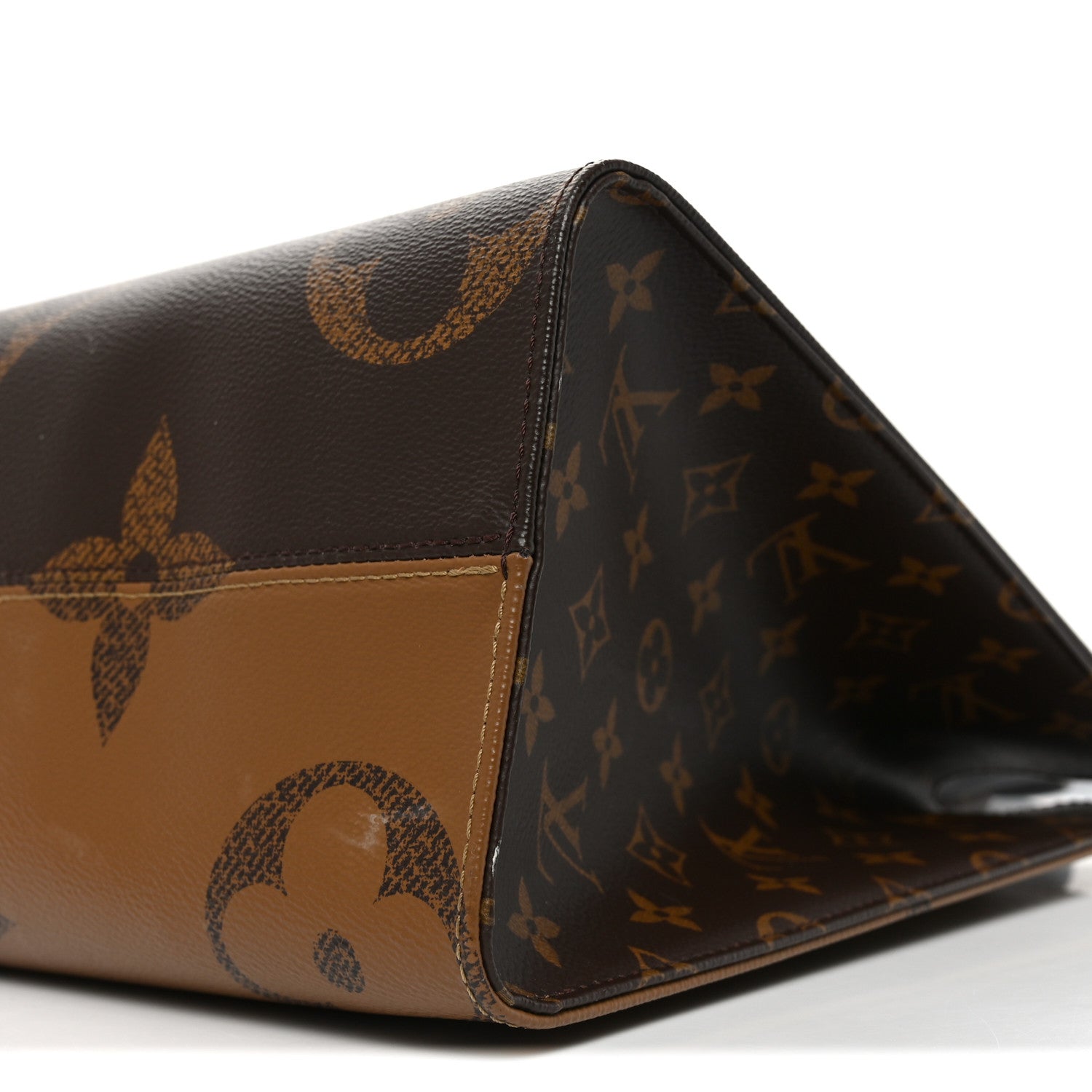 Louis Vuitton Reverse Monogram Giant Onthego MM 9 of 9
