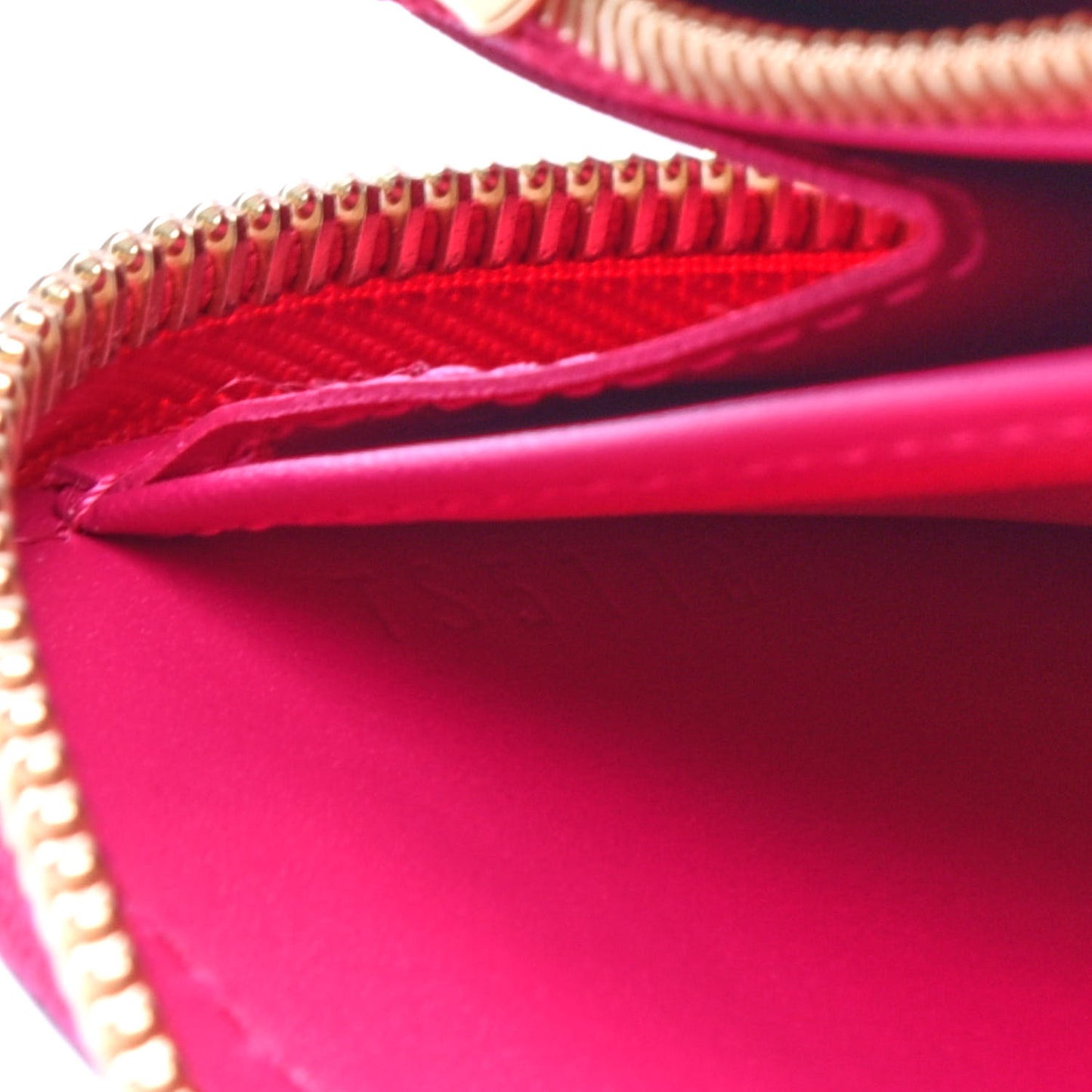 Vernis Degrade Zippy Wallet
