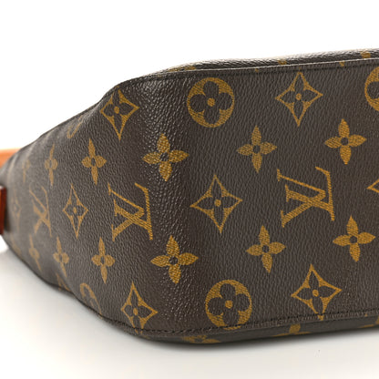 Louis Vuitton Monogram Looping MM 7 of 8