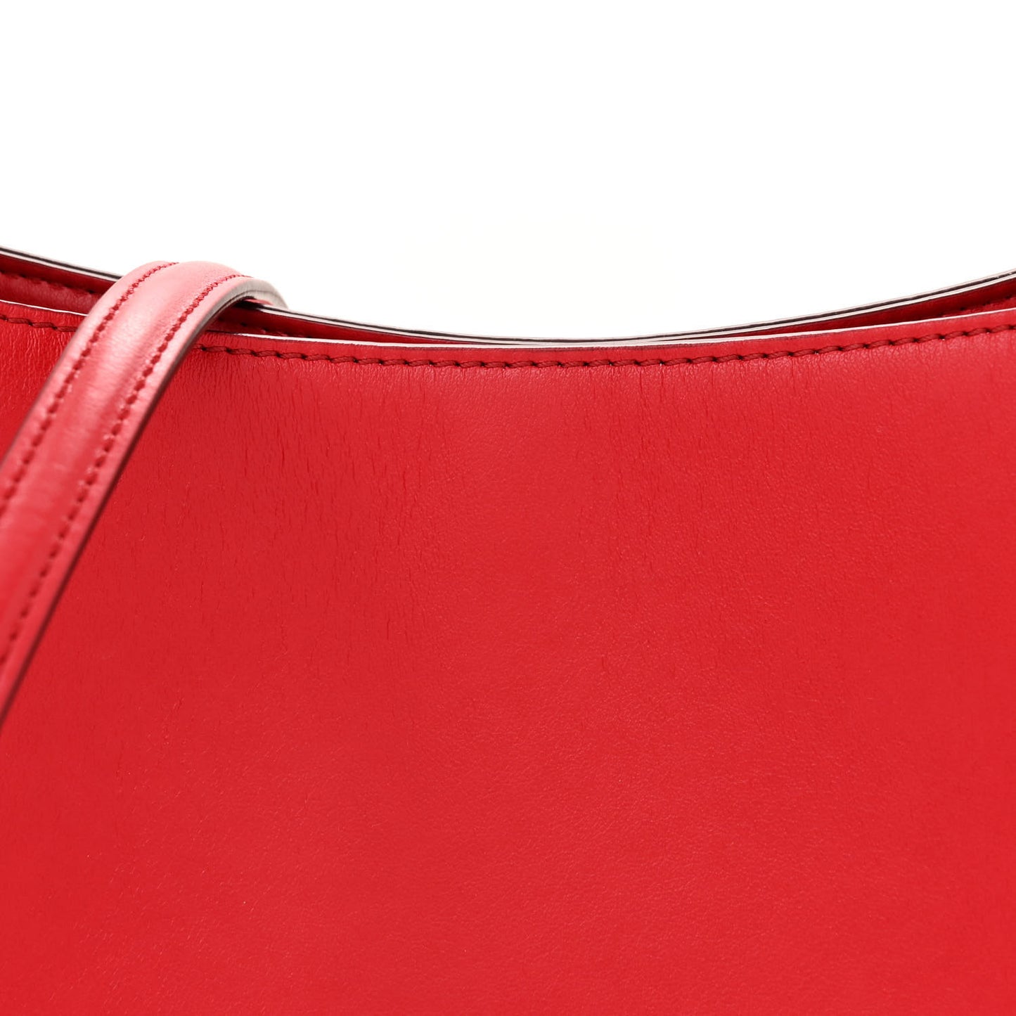 Eco Alter Nappa Medium Frayme Shoulder Bag Red