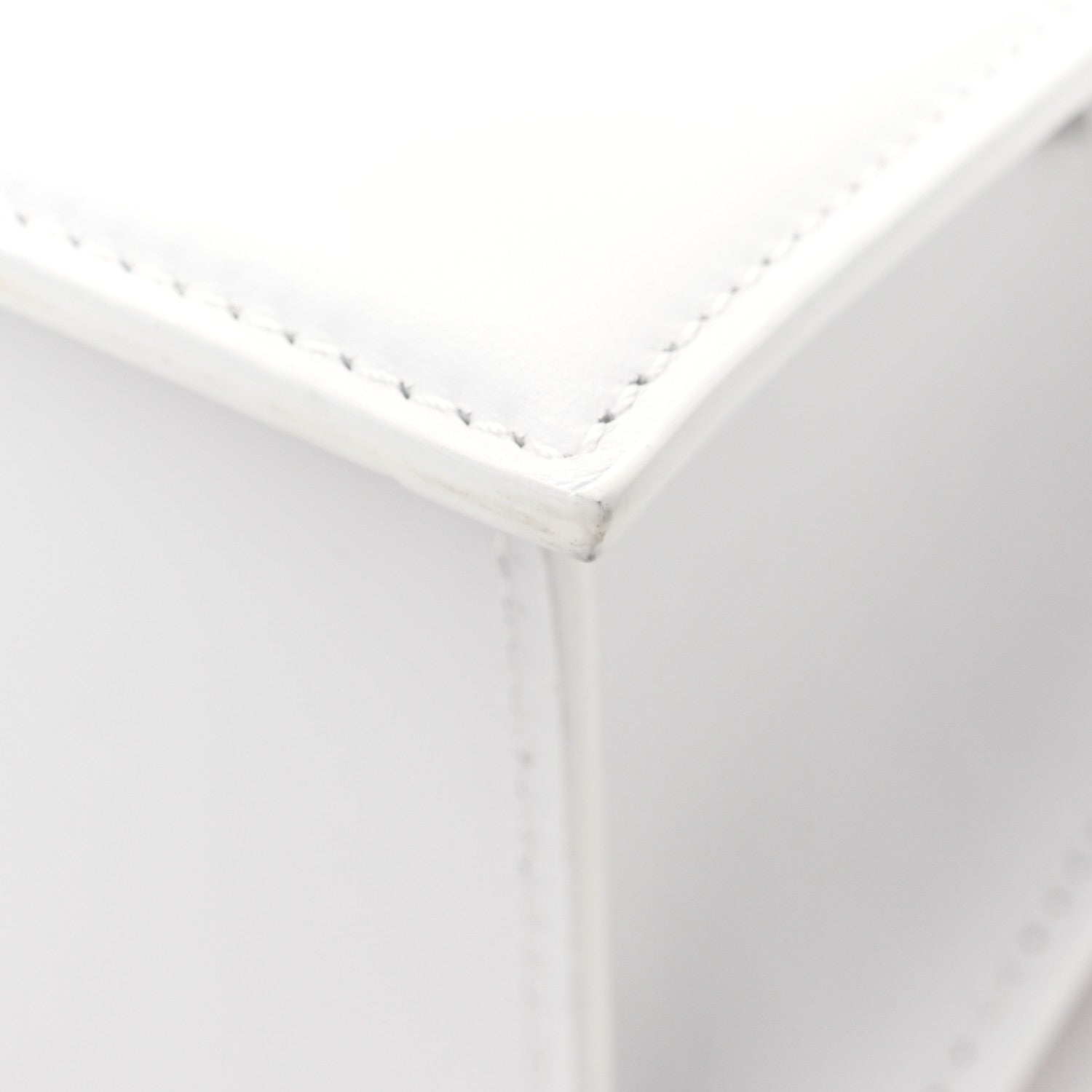 Jacquemus Smooth Calfskin Le Grand Chiquito White 11 of 13