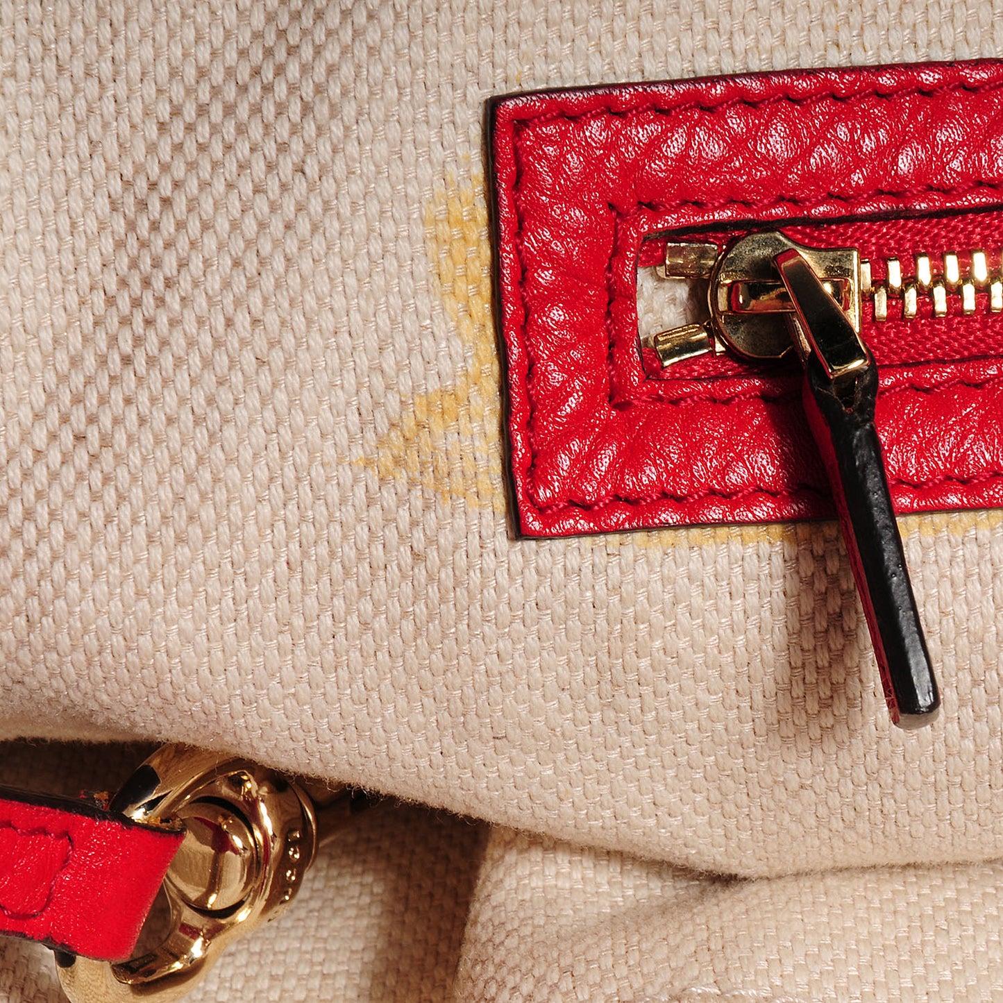 Pebbled Calfskin Large Soho Shoulder Bag Red