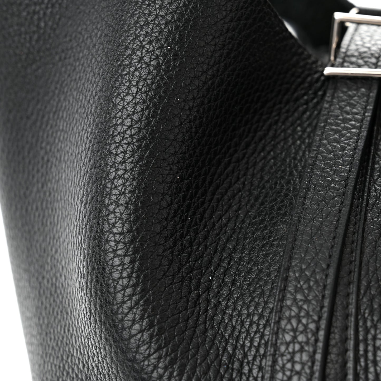 Taurillon Clemence Picotin Lock 22 MM Black
