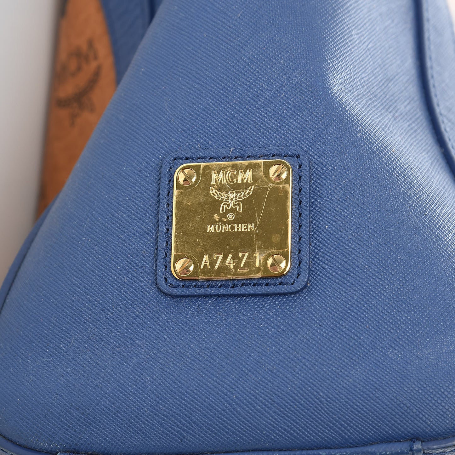 Visetos Saffiano Craig and Karl Eyes On The Horizon Tote Cognac