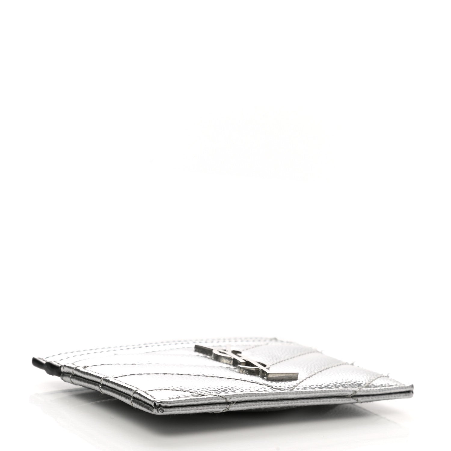 Saint Laurent Metallic Grain De Poudre Matelasse Chevron Monogram Credit Card Case Argento 4 of 7