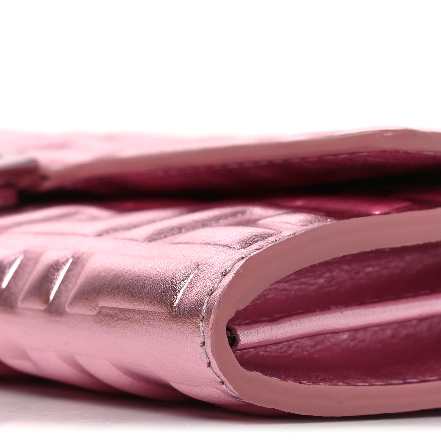 Vitello Catalan Mirror FF 1974 Embossed Continental Wallet on Chain Rosa