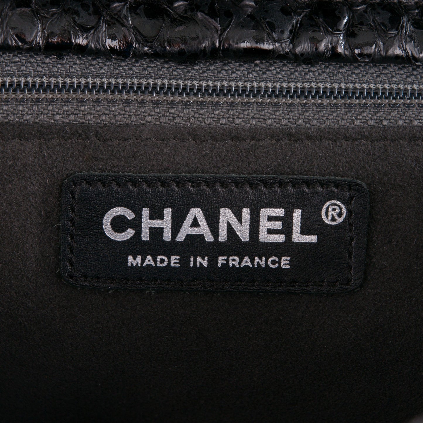 Python Accordion Tote Black