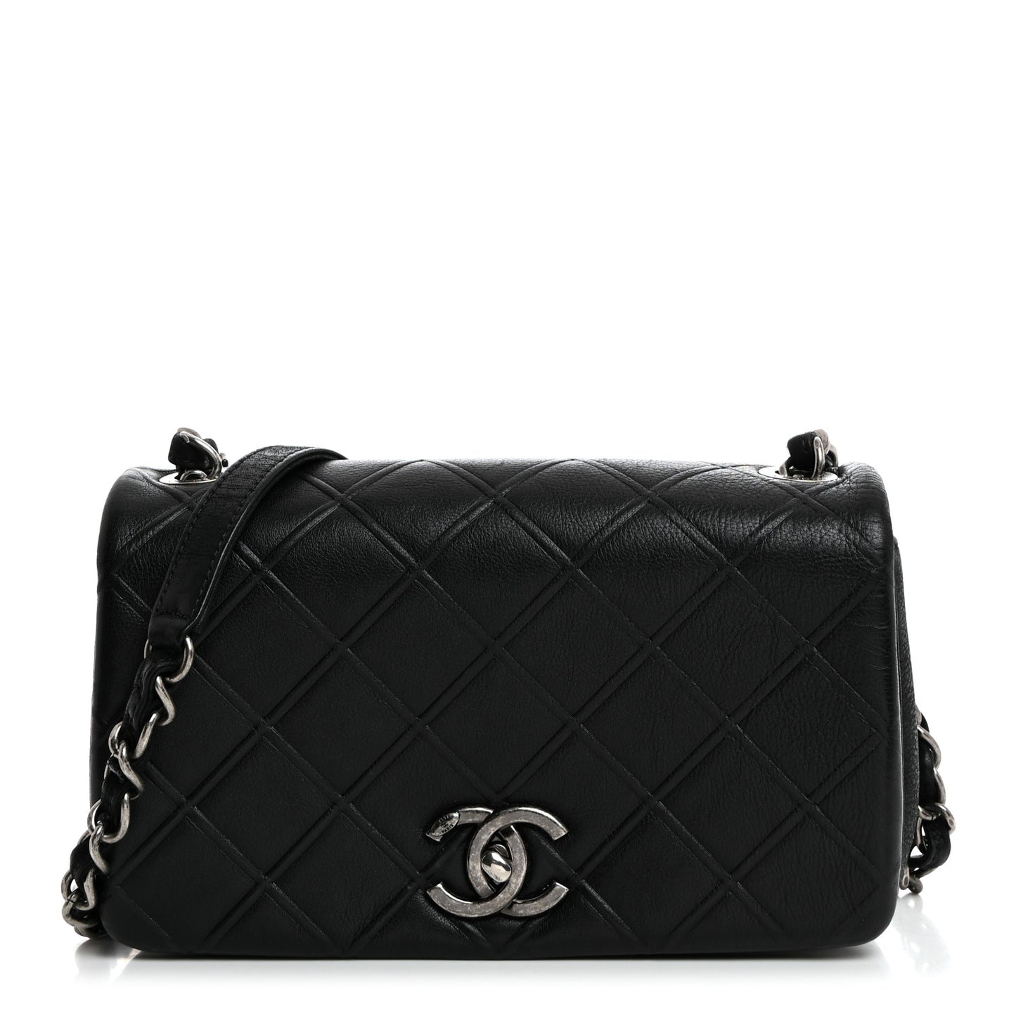 Calfskin Diamond Embossed Small New Chic Flap Black