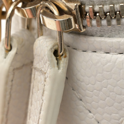 Chanel Shiny Caviar Quilted Pick Me Up Vanity Case White 16 of 17