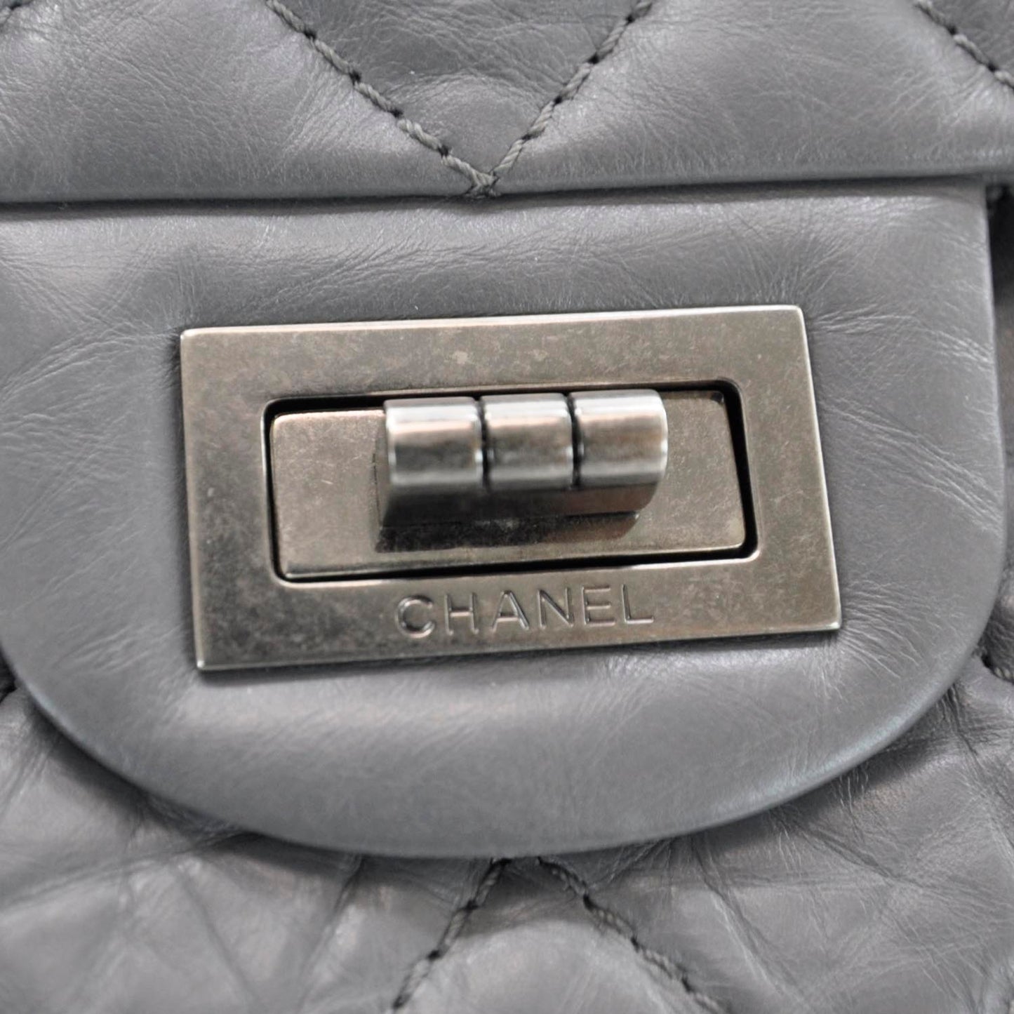 Aged Calfskin 2.55 Reissue 227 Flap Grey
