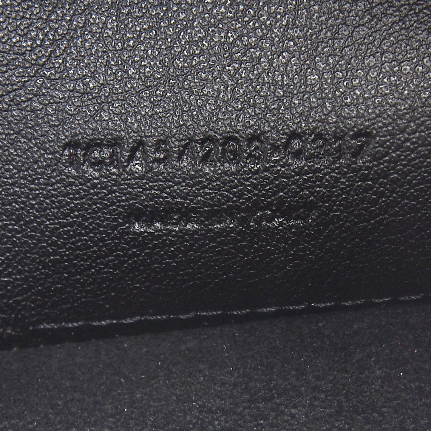 Calfskin Medium Shopping Tote Black