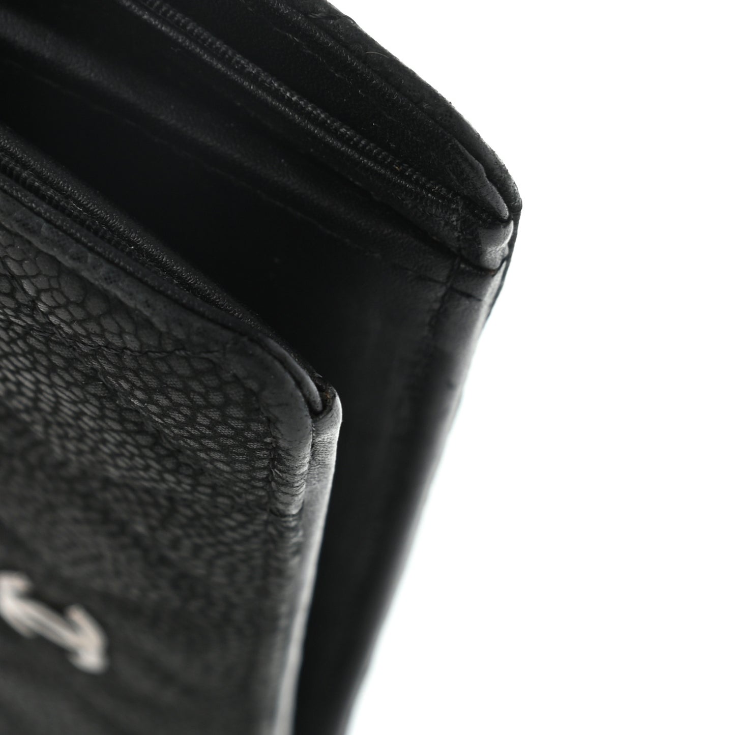 Caviar Quilted Yen Wallet Black