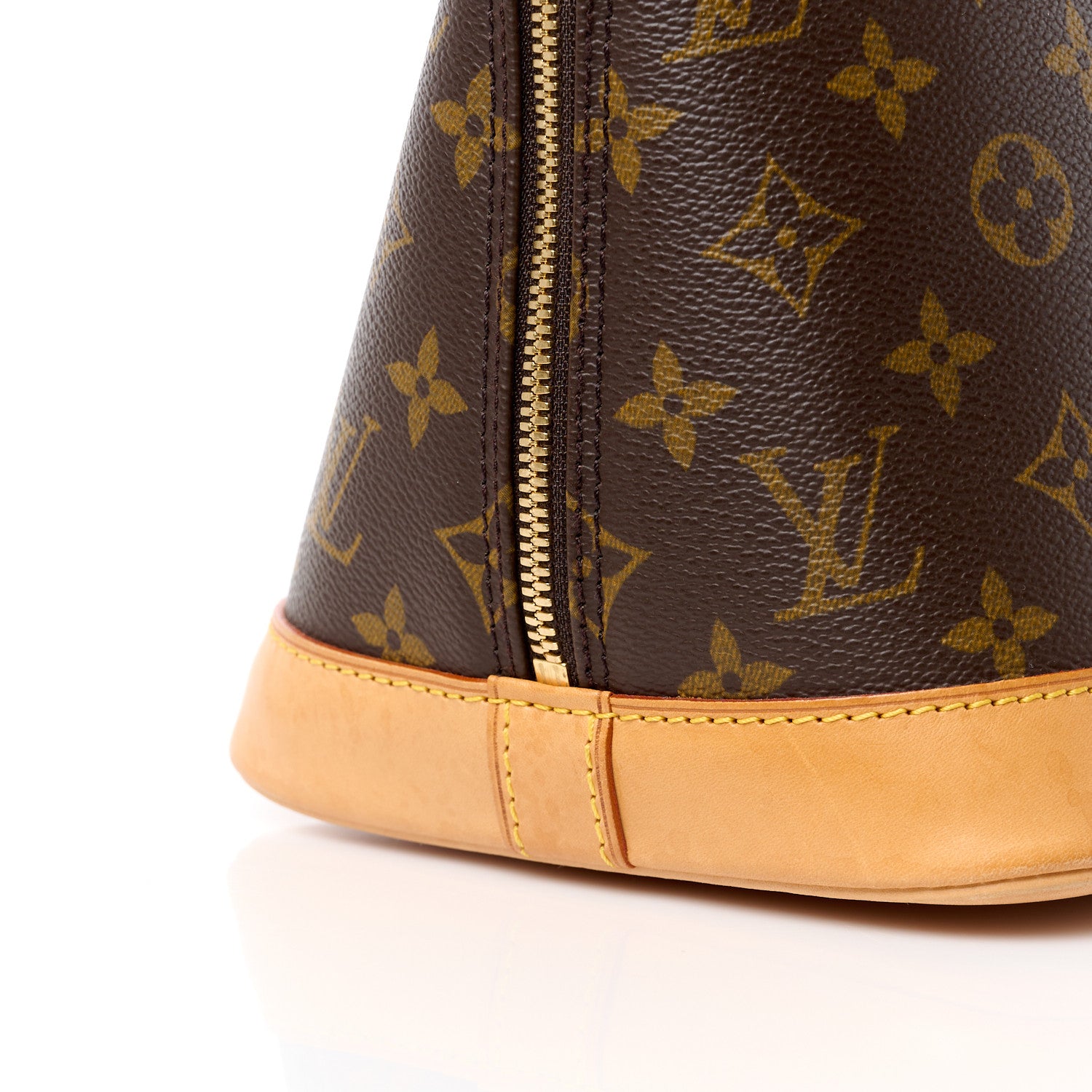 Louis Vuitton Monogram Alma PM 12 of 12