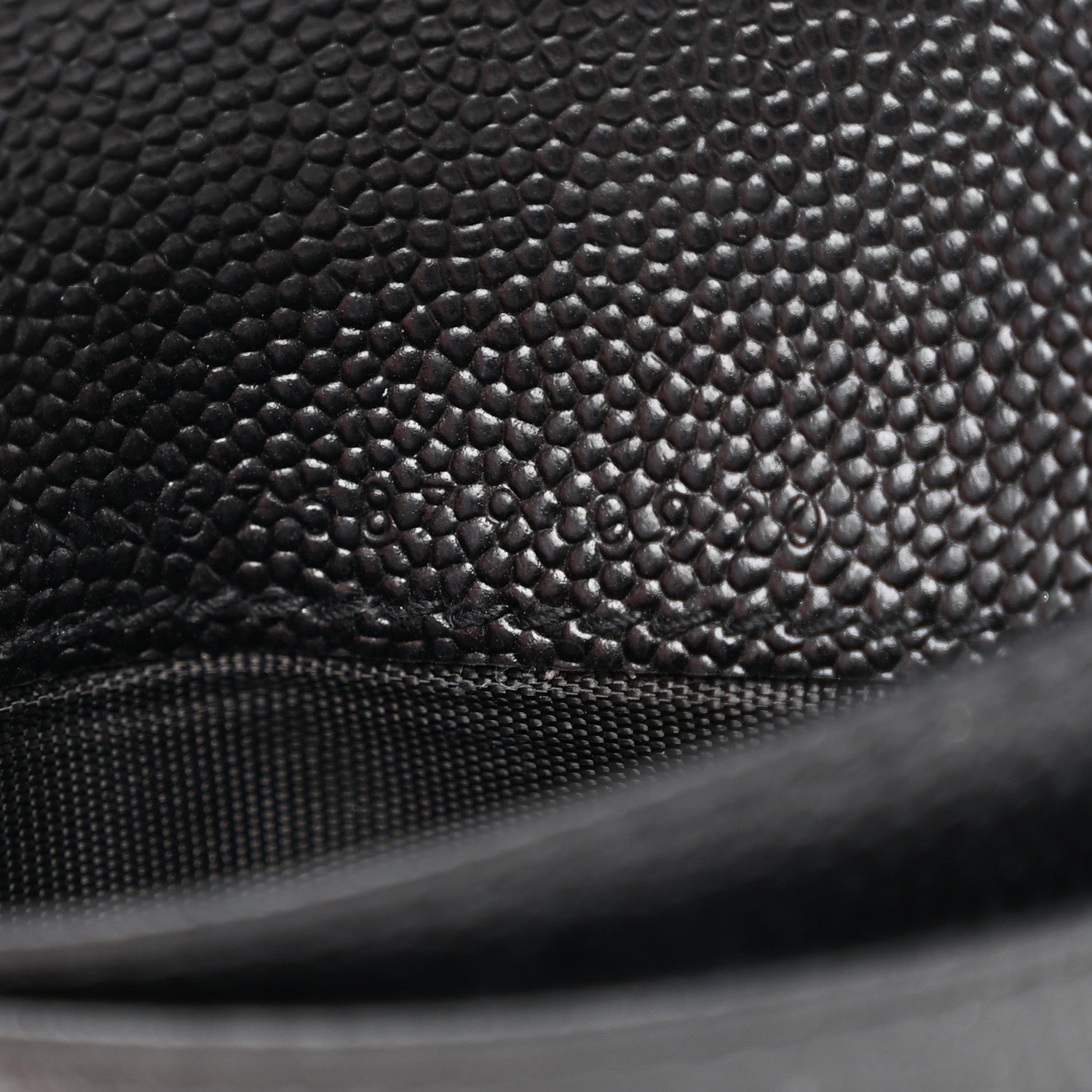 Saint Laurent Grain De Poudre Matelasse Chevron Monogram Zipped Two-Part Wallet Black 7 of 9