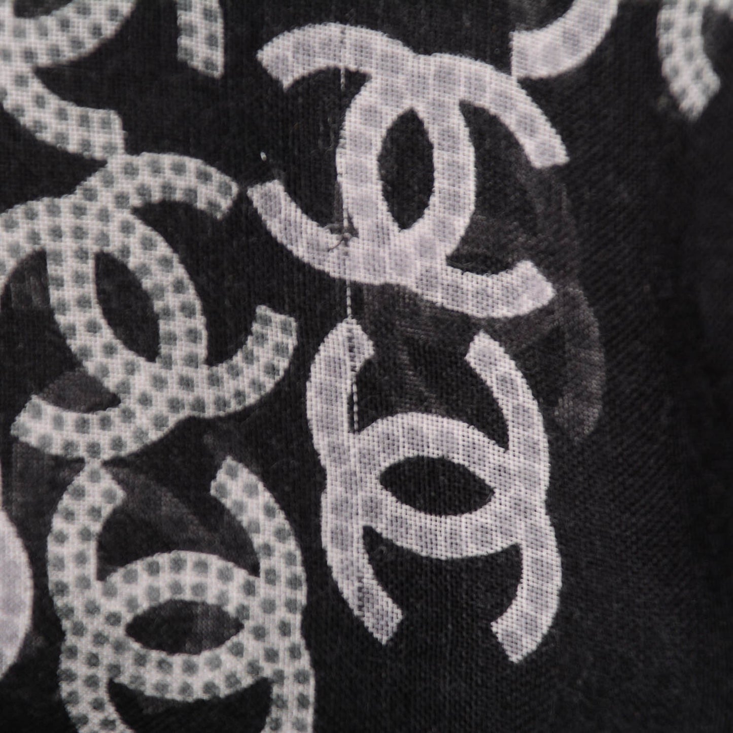 Cashmere Silk CC Logo Scarf Black White