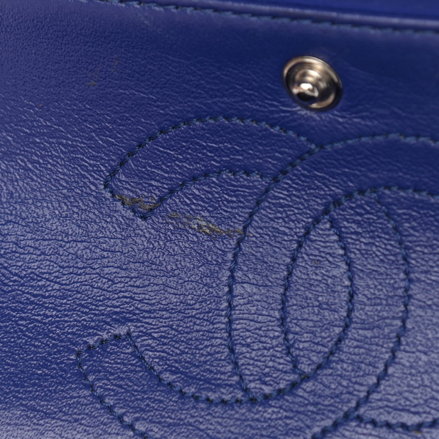 Chanel Caviar 2.55 Reissue 224 Flap Dark Blue 18 of 24
