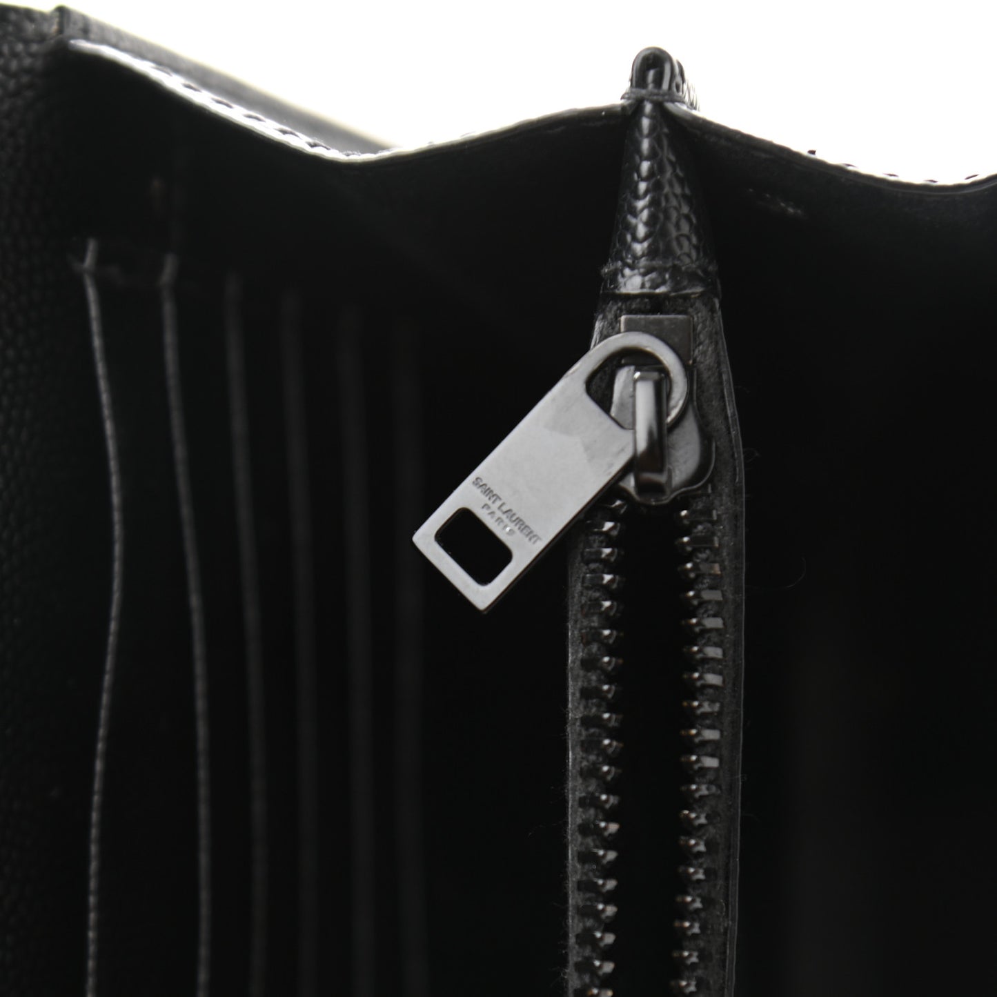 Grain De Poudre Matelasse Chevron Monogram Chain Wallet Black