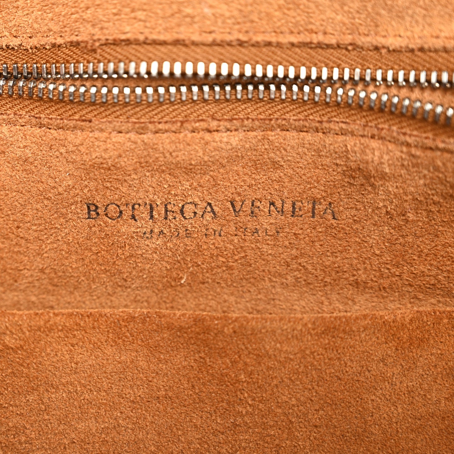 French Calfskin Maxi Intrecciato Small Arco Bianco