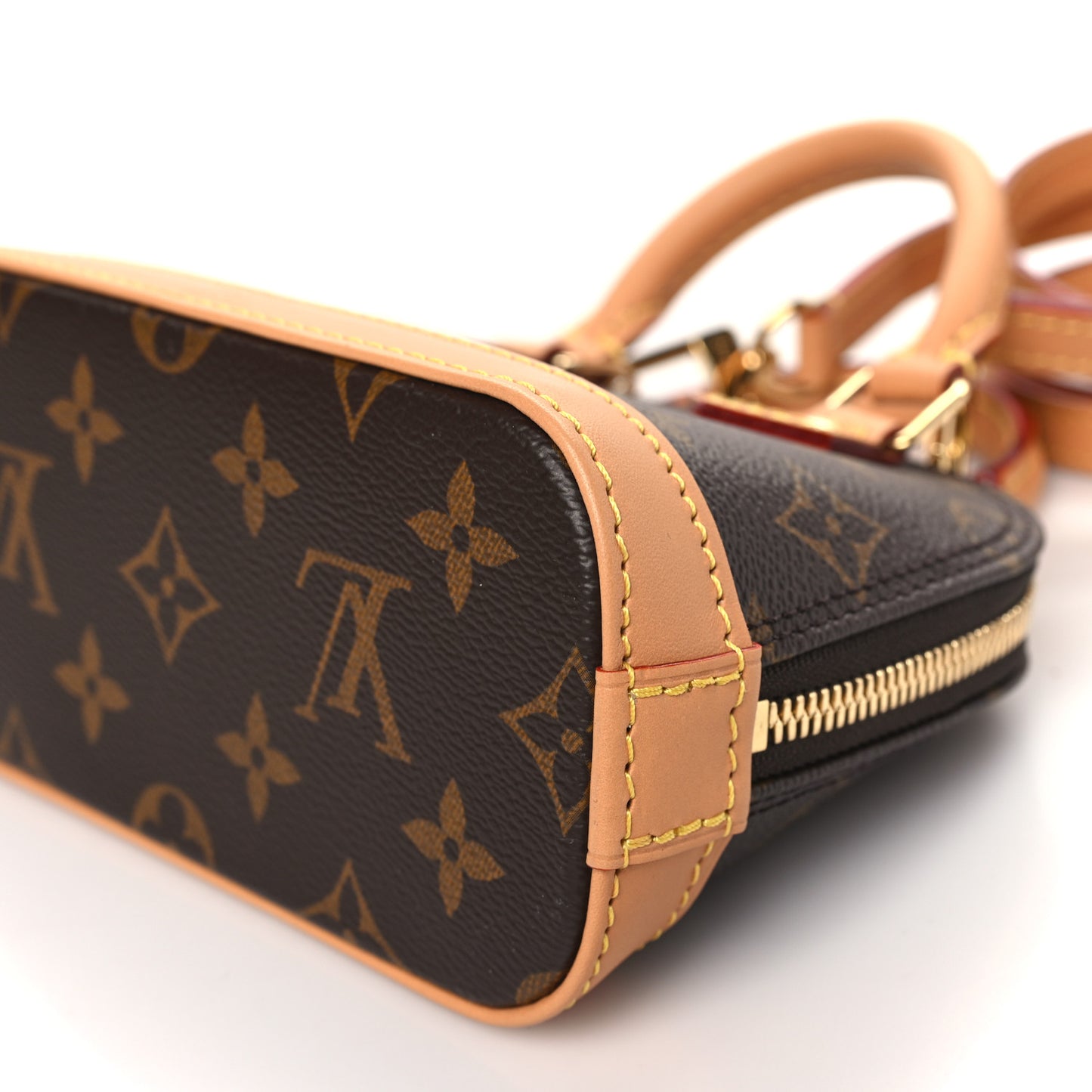 Monogram Nano Alma