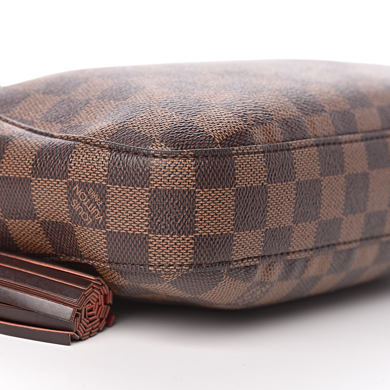 Louis Vuitton Damier Ebene South Bank Besace 15 of 20