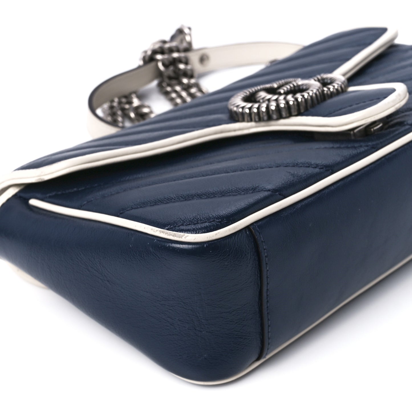 Vintage Effect Calfskin Matelasse Diagonal Small Torchon GG Marmont Shoulder Bag Blue Agata Mystic White