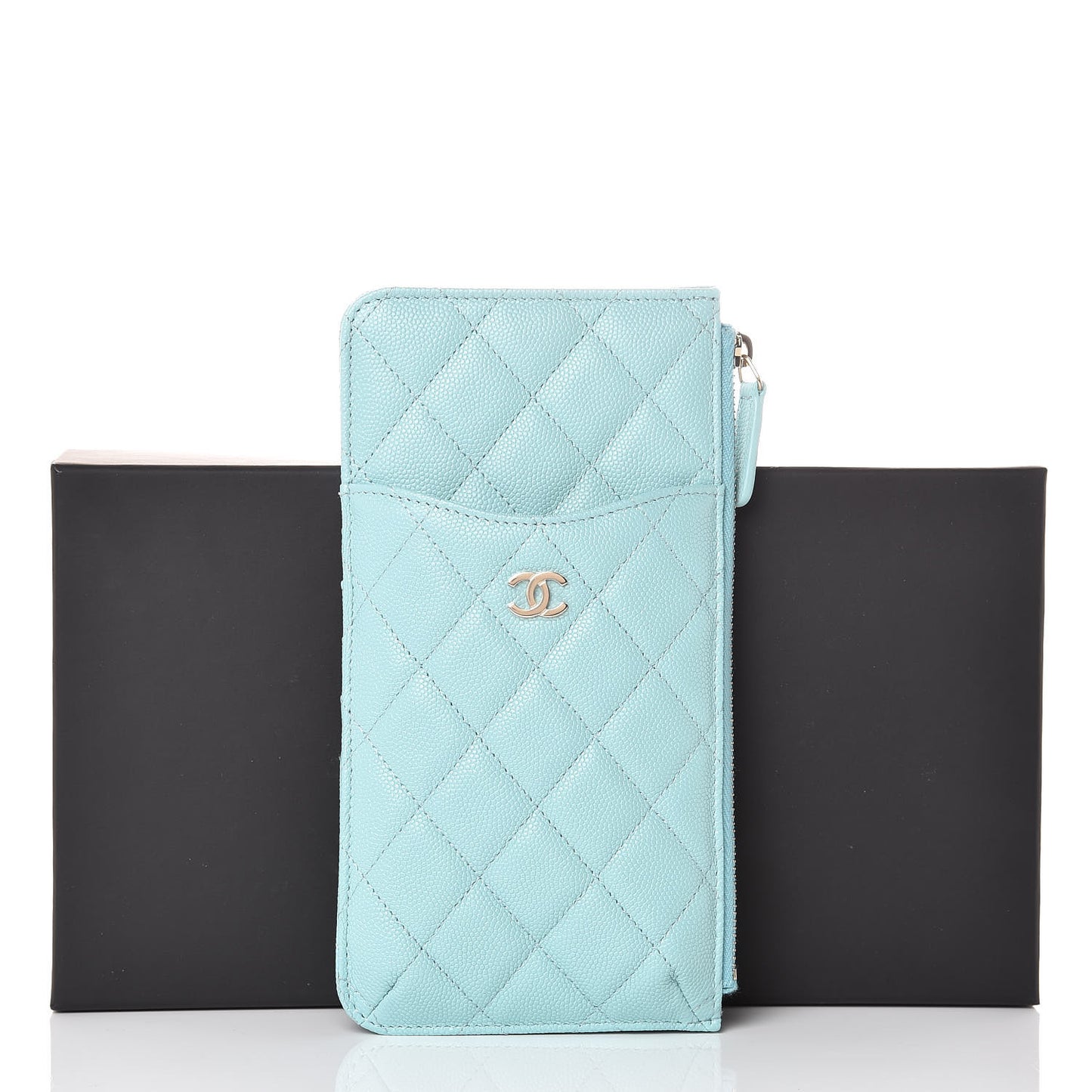 Caviar Quilted Classic iPhone Pouch Blue