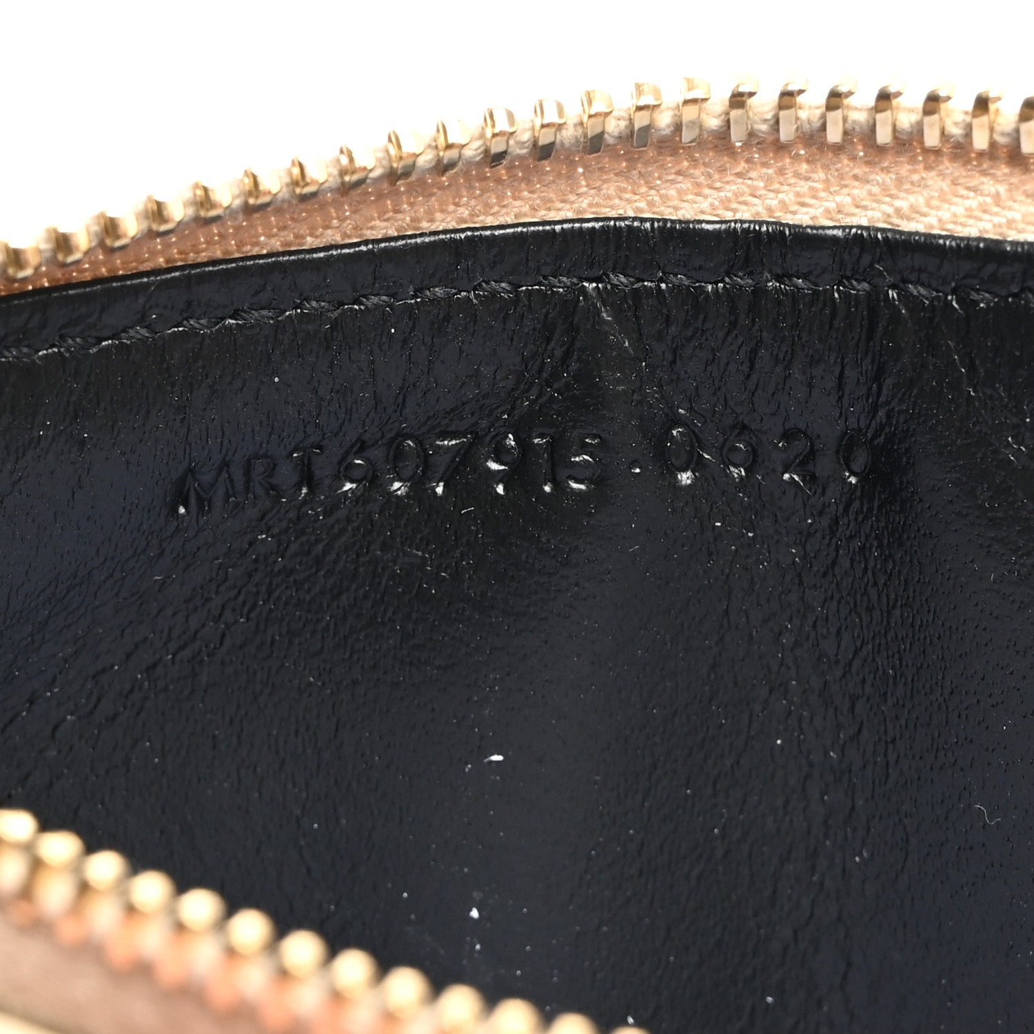 Saint Laurent Grain De Poudre Matelasse Chevron Monogram Fragments Zippered Card Case Sea Salt 7 of 8