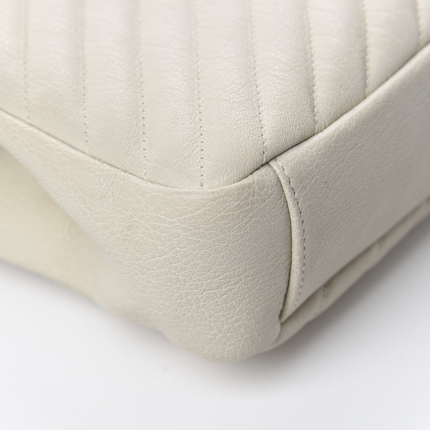 Sheepskin Matelasse Chevron Monogram Medium College Bag Dove White