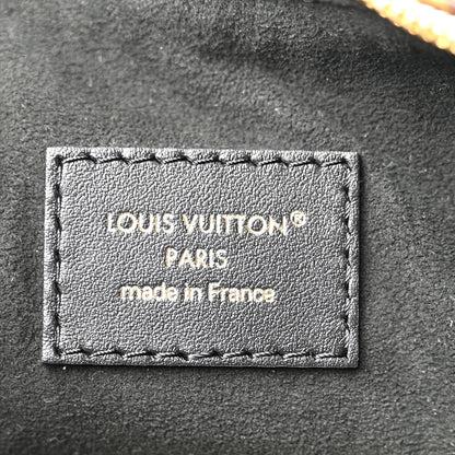 Louis Vuitton Monogram Cookie BB 6 of 9