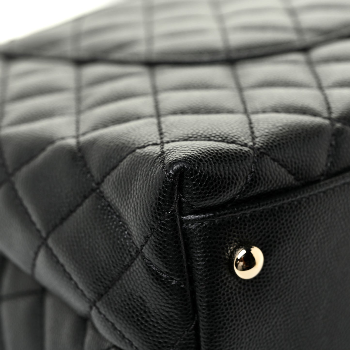 Caviar Quilted Medium Coco Handle Flap Black