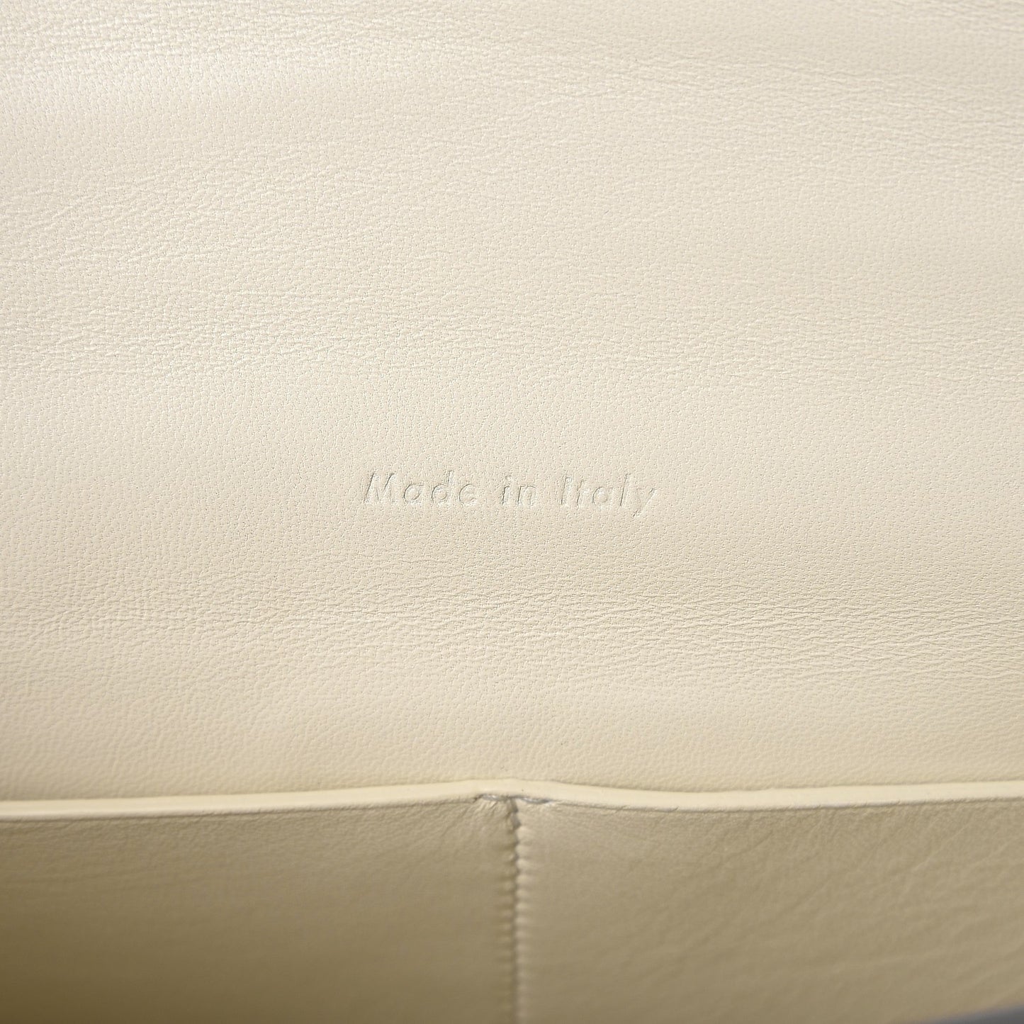 Grained Calfskin Compact Trotteur White