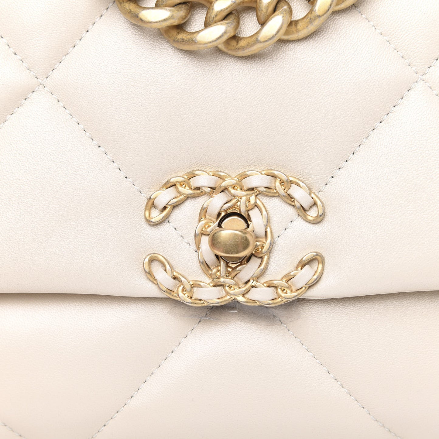Lambskin Quilted Medium 19 Flap Light Beige