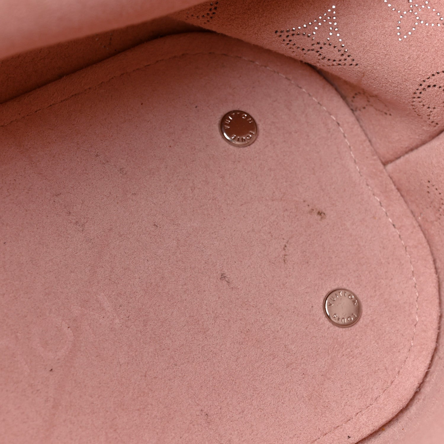 Louis Vuitton Mahina Girolata Magnolia 11 of 16