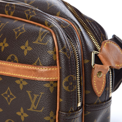 Louis Vuitton Monogram Reporter PM 15 of 17